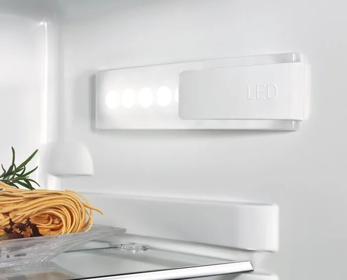 Встраиваемый холодильник AEG SCR 81911 TS в Москве и Московской области от магазина Ammina